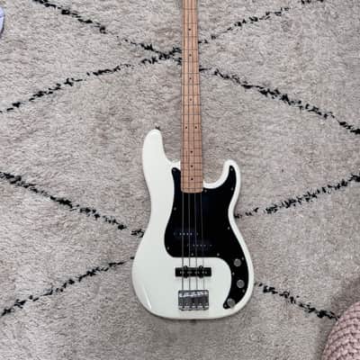 Squier Affinity Precision Bass PJ 2021 - Olympic white image 2
