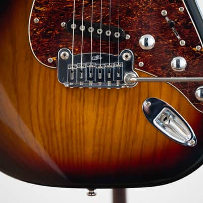 2010 G&L Tribute Series S500 SSS - in 3 Tone Sunburst image 9