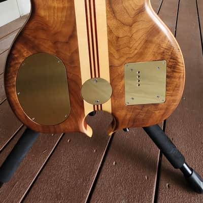 Alembic Series II 2 fretless bass guitar image 3