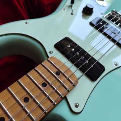 Fender Noventa Stratocaster Surf Green - immaculate image 13