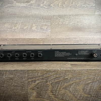 Alesis XT Digital Reverb 1U Vintage Rack Unit - USED image 6