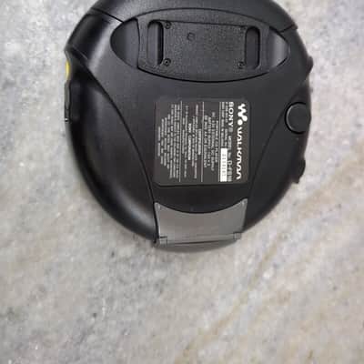Sony Sports Walkman D-FS18 CD Player FM/AM Radio G-Protection image 3