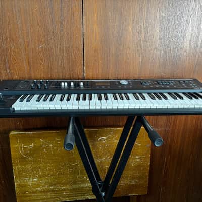 Roland V-Combo VR-09-B 61-key Stage Performance Keyboard w/ box image 5