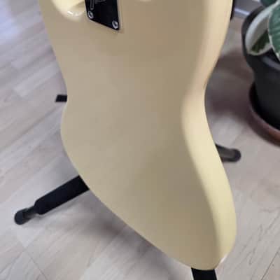 Fender American Mustang BRAND NEW 75th ANNIVERSARY Performer Vintage White 60s Kurt Cobain vibes USA Electric Guitar image 15