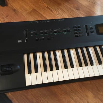 Korg X3 Workstation Synthesizer (Black) In Need of a Service? image 2