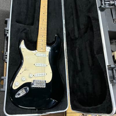 Fender TSA 002 Strat/Tele Molded Hard Shell Case 2010's - Black image 6