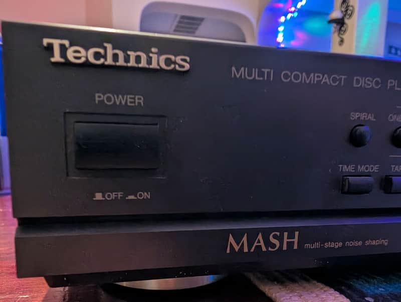 Technics 5 CD Changer Rotation Deck Carousel Player SL-PC705 1991 - Black image 1