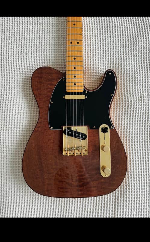 Fender Rarities Series Red Mahogany Top Telecaster with Maple Fretboard, Gold Hardware 2019 - Natural Bild 1