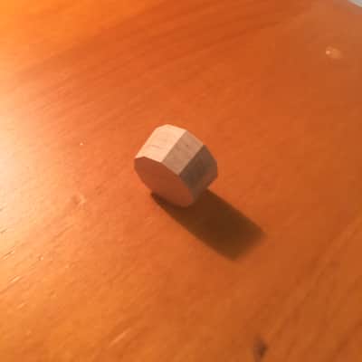 Guilford Guilford Flame Maple 11 sided Facet Cut Tapered knob for volume/ tone - 6mm bore. image 3
