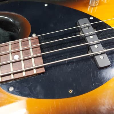 Hamer Sunburst bass Unknown  - Sunburst image 3