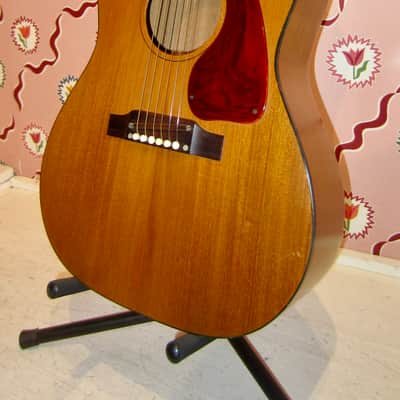 Vintage 1967 Gibson LG-0 small bodied acoustic - Natural image 1