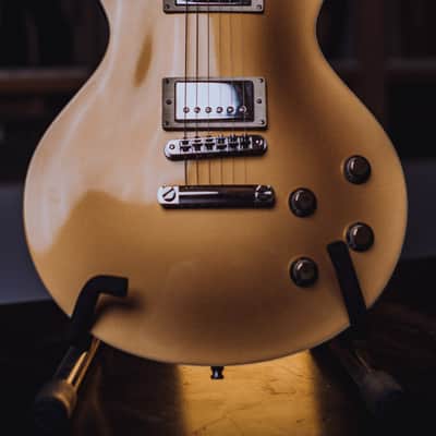 The Wolf Guitars Phoenix Custom Gold Top 2022 Gold / Mahogany brown image 2
