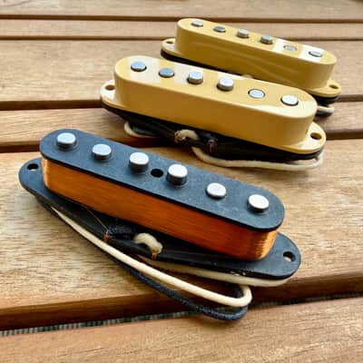 Proper Pickups "Froosh" Handwound Single Coil Stratocaster Pickup Set w/ Treble Bleed & PIO Capacitor—Aged White image 2
