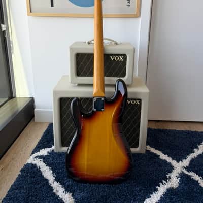 Fender Hama Okamoto Signature Precision Bass 2017 - Present 3-Color Sunburst image 2