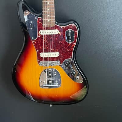 Fender Classic Player Jaguar Special with Rosewood Fretboard 2009 - 2017 - 3-Color Sunburst image 2