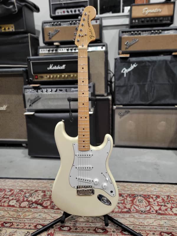 Fender Classic Series '70s Stratocaster | Reverb