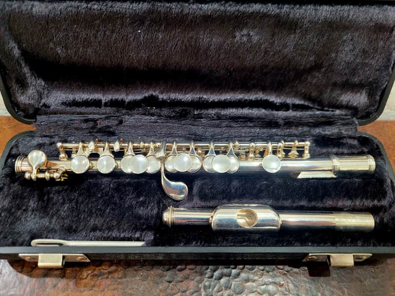 Armstrong 204 Student Model Piccolo image 1