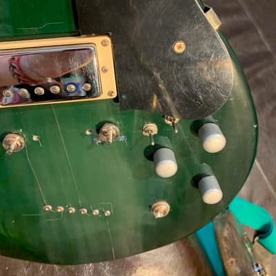 Kramer / Vaccaro Body Green Mahogany String Through Prototype image 4