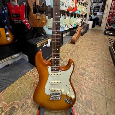 Fender American Performer Stratocaster 2021 - Sienna Sunburst image 2