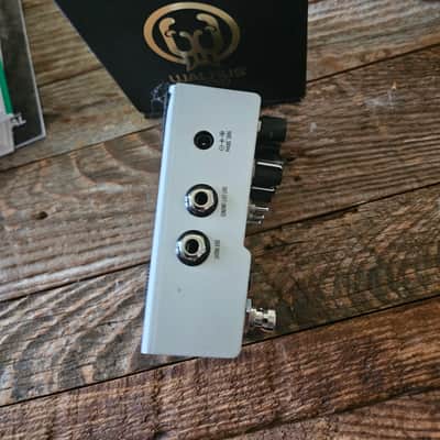 Walrus Audio Mako D1 High-Fidelity Stereo Delay V1 2020 - 2021 - Silver image 5