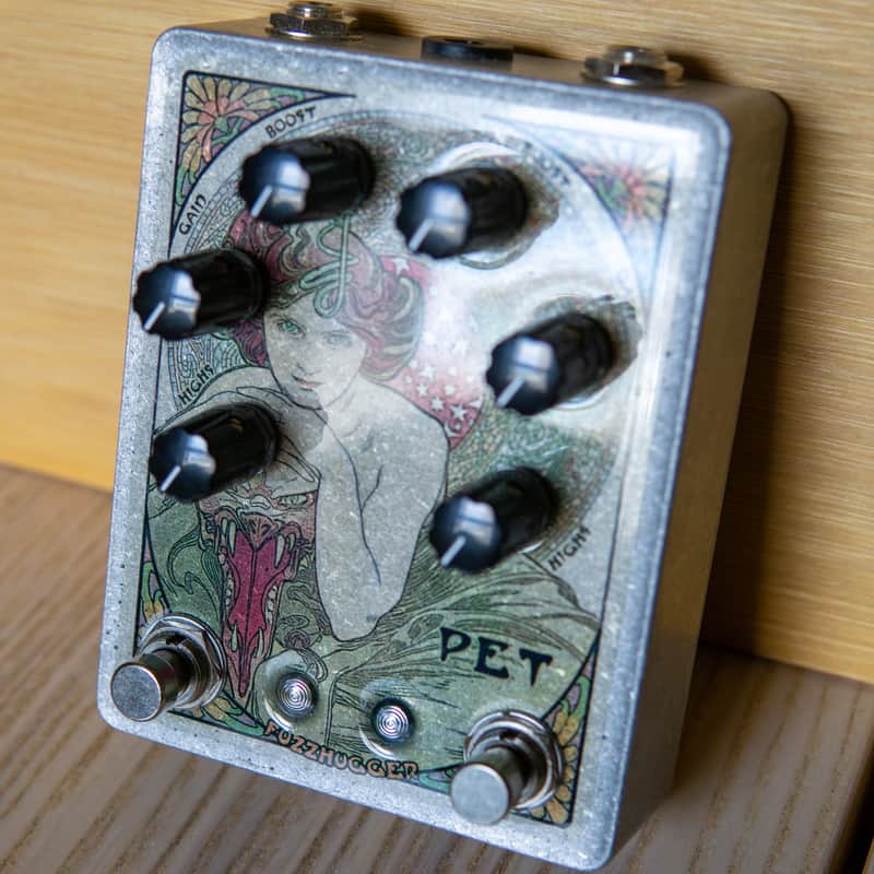 FuzzHugger Scalable Pet dual gain boost, clean-to-fuzz 2025 - Deluxe Clear image 1