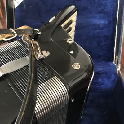Giulietti Bassetti S2 37 Bass Accordion with Electronics RARE CLEAN image 6