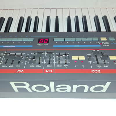 Roland Juno-106 61-Key Synth 1984 UNICORN -> SERVICED + Calzone flight case image 15