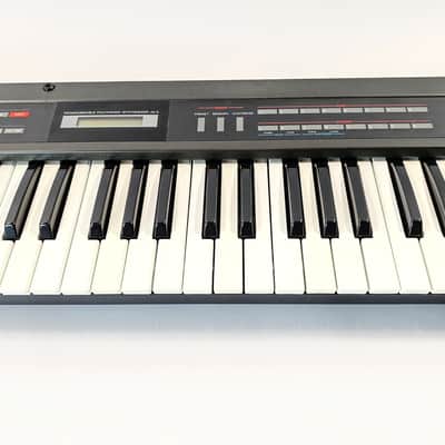 Roland Alpha Juno-2 61-Key Programmable Polyphonic Synthesizer 1985 - 1988 (Serviced / Warranty) image 3