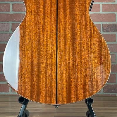 Yamaha AC5M ARE Concert Cutaway Acoustic-electric Guitar - Vintage Natural image 11