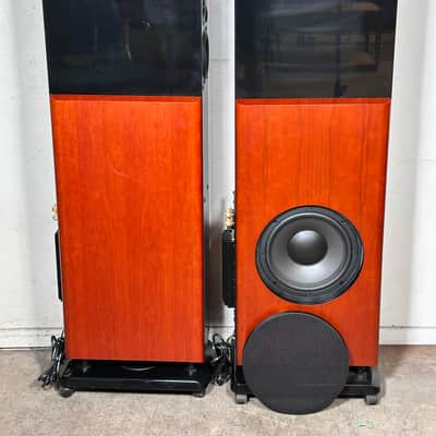 Polk Audio LSi25 Series Tower Speakers Pair (Left and Right) image 16