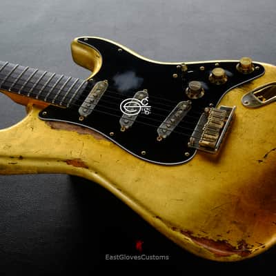 Fender American FSR Deluxe Stratocaster 24k Pure Gold Leaf ‘69 Custom Shop Abigail Ybarra pups Relic image 7