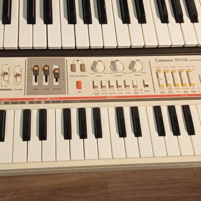 Casio MT-65 Casiotone - White (Mint) image 5