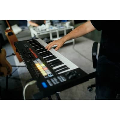 Novation Launchkey 49 Mk3 image 7
