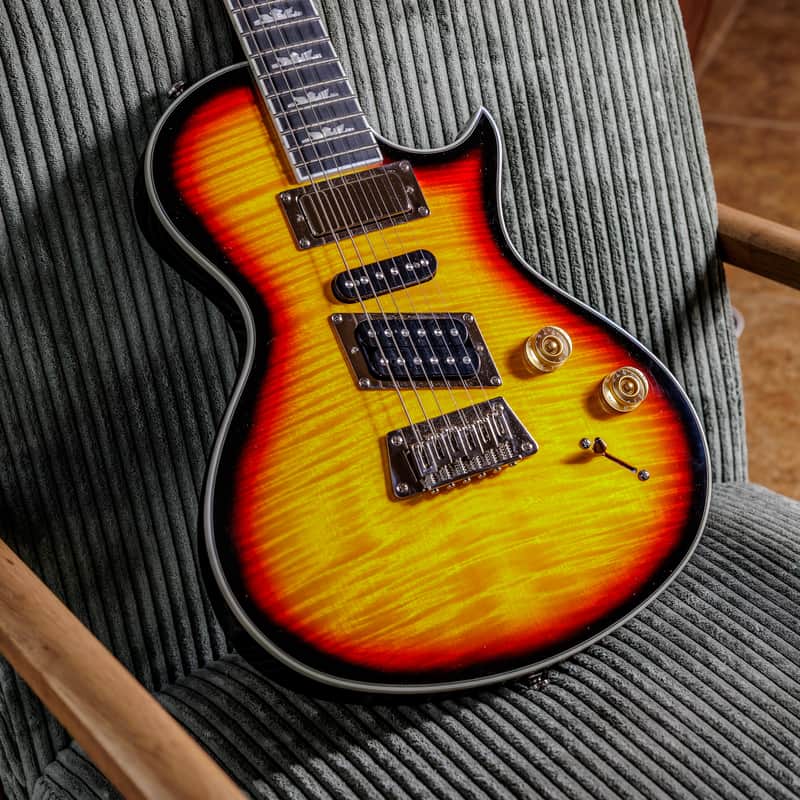 Epiphone Nighthawk Custom Reissue | Reverb Canada