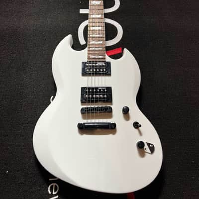 ESP Edwards Viper E-Yasuno Viper 2018 Snow White | Reverb