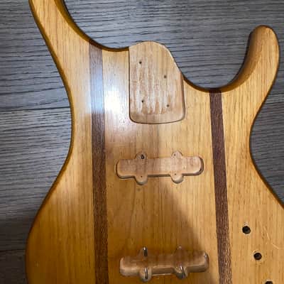 Gadow Custom 4-String Bass Body image 3