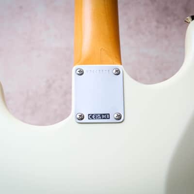 FENDER USA American Vintage II '61 Stratocaster "Olympic White + Rosewood" (2024) image 16