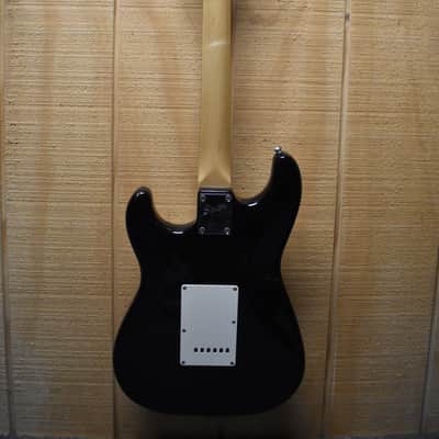 Squier Stratocaster - Black image 7