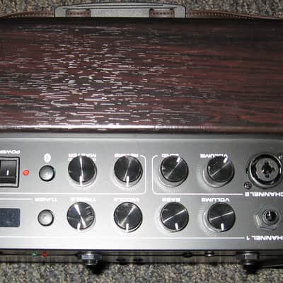 NuX Stageman AC-25 25-Watt 1x6.5" Acoustic Guitar Combo Amp Rechargeable - Brown image 4