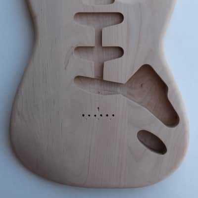 AMERICAN MADE STRAT CUSTOM HT STYLE BODY - RIGHT HANDED - ALDER 1254 image 1
