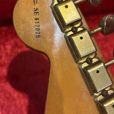 Fender Stevie Ray Vaughan Stratocaster with Pau Ferro Fretboard 1992-1999 - 3-Color Sunburst image 6