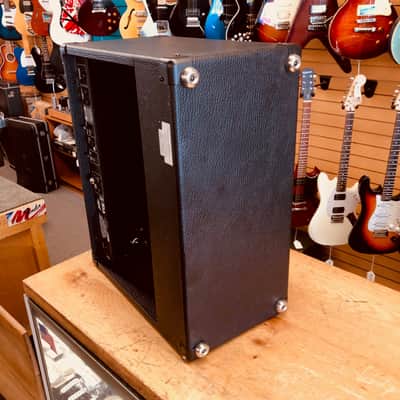 Peavey Bandit 112 Combo Amp image 5