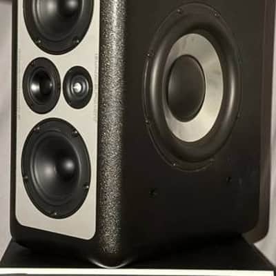 Barefoot Sound MicroMain 26 Three-Way Active Studio Monitor image 3