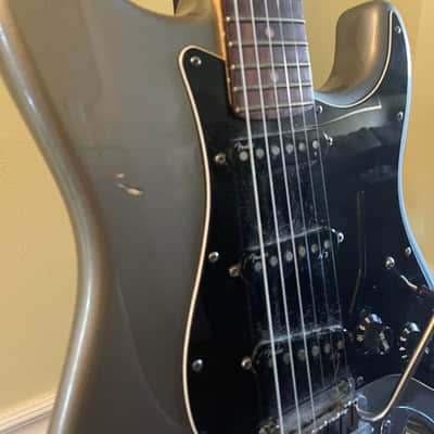 Deluxe Fender Stratocaster 2010 Tungsten image 8