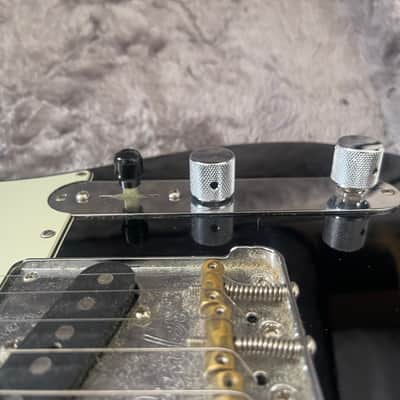Fender American Professional II Telecaster with Maple Fretboard 2020 - Black image 8