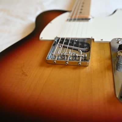 Fender Highway One Telecaster with Maple Fretboard 2006 - 2011 3-Color Sunburst image 3