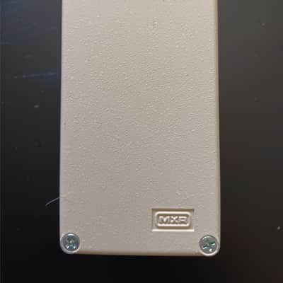 MXR M133 Micro Amp 1995 - Present - Cream image 7