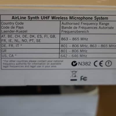 Samson AirLine Synth True Diversity UHF Wireless Handheld Mic System 2010s - Black image 5