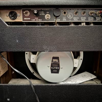 Vintage 1966 Fender Princeton Reverb 12-Watt 1x10" Black Panel Guitar Combo Amp excellent condition image 3
