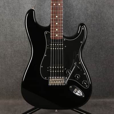Fender Mexican Deluxe Series Stratocaster HH - Black - 2nd Hand image 1